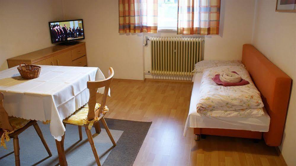 Landhaus Marlies Apartments Zell am See Bagian luar foto